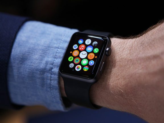 Apple Watch, Features and Future Challenges